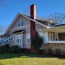 House and Sidewalk Washing in Simpsonville, SC 0